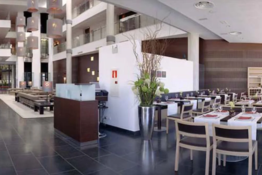 Hotel Port Elche **** · 8
